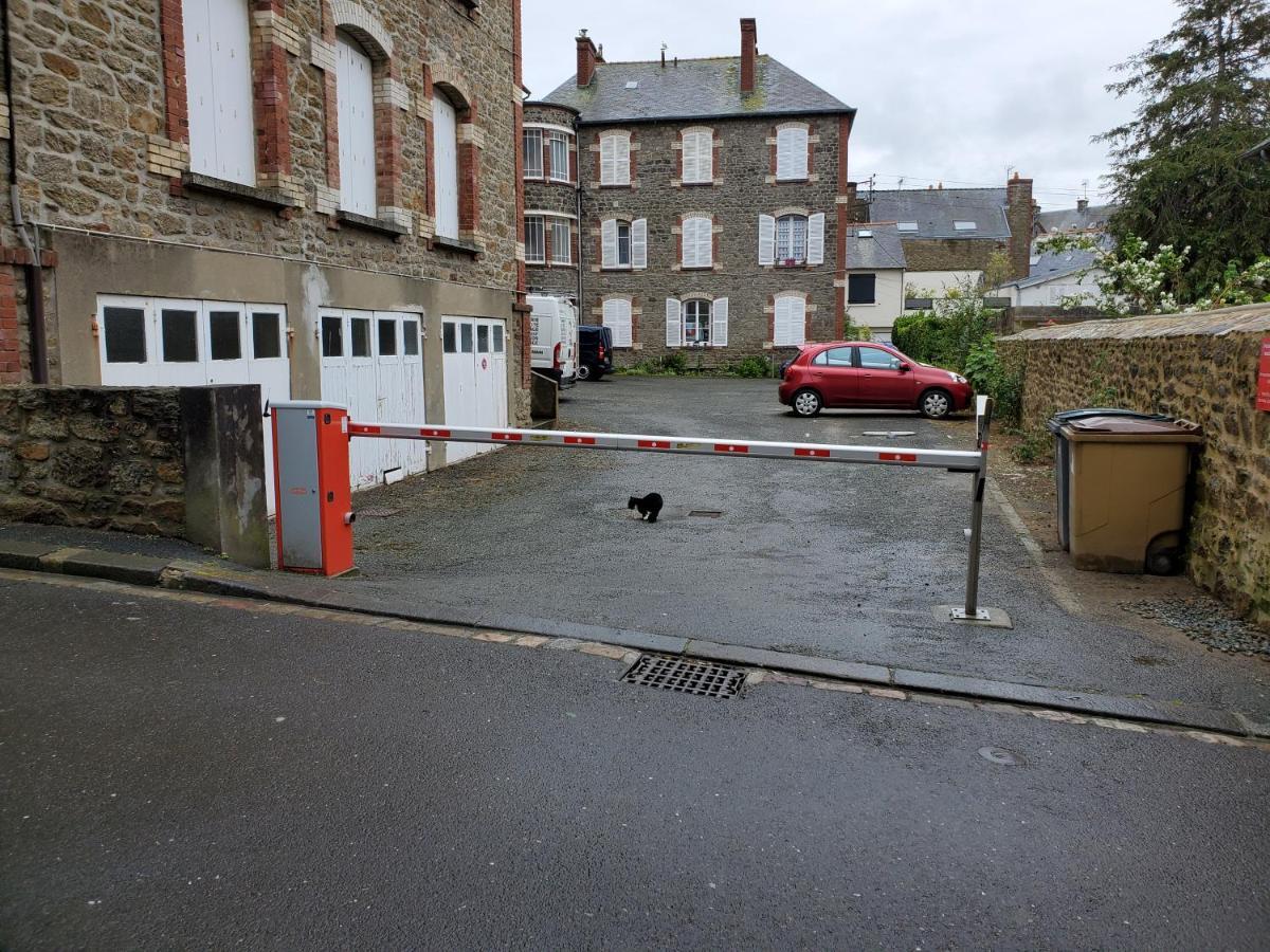Apt Bord De Mer, Hypercentre Dinard, Parking Prive Exterior foto